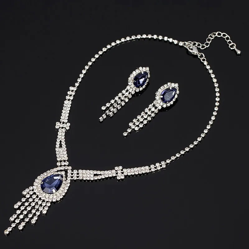 Beautiful bridal accessories: Rhinestone necklace and earrings wholesale
