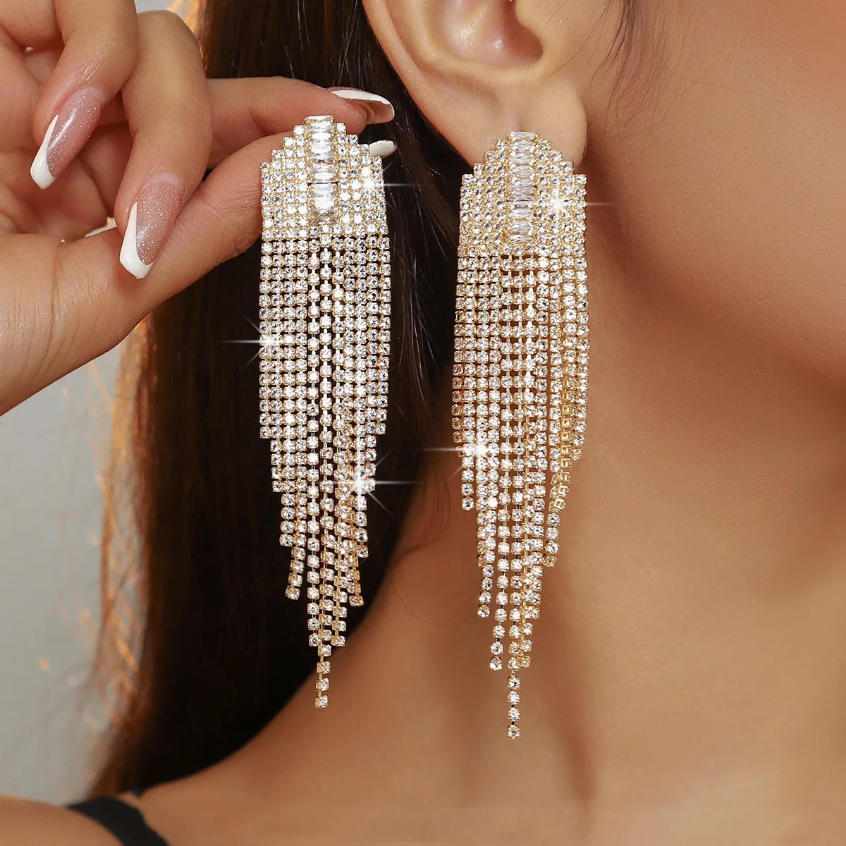Glamorous rhinestone tassel earrings: Women exaggerated earring Wholesale Accessory