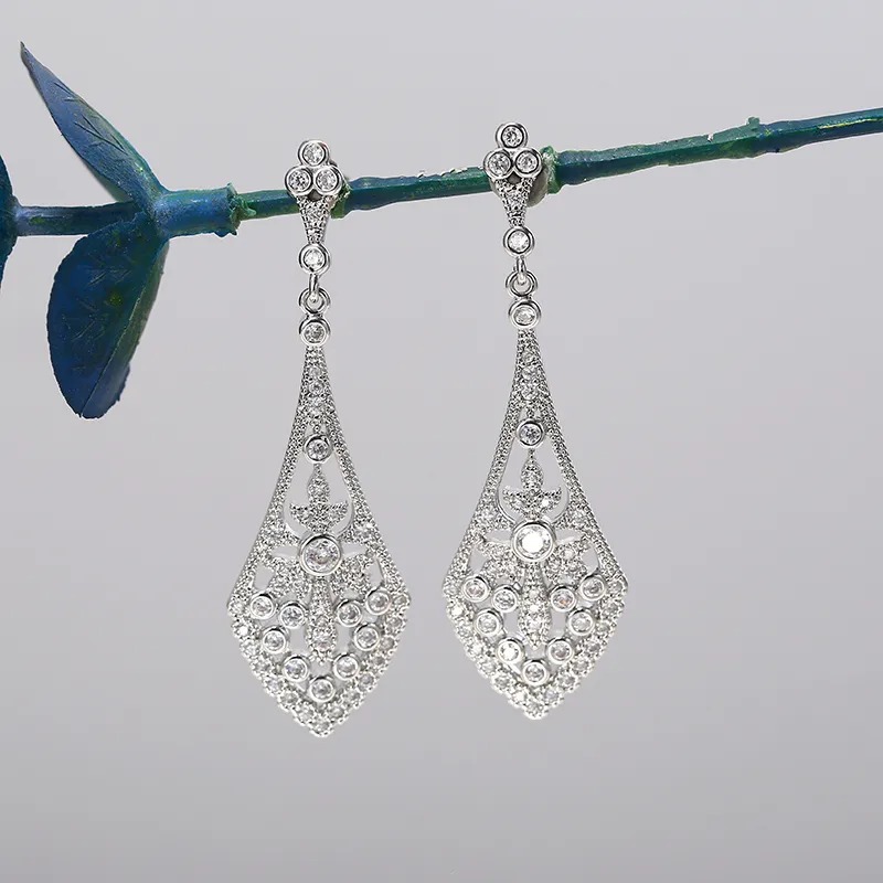 Retro Design CZ dangle earrings: Vintage Design Wholesale Accessory