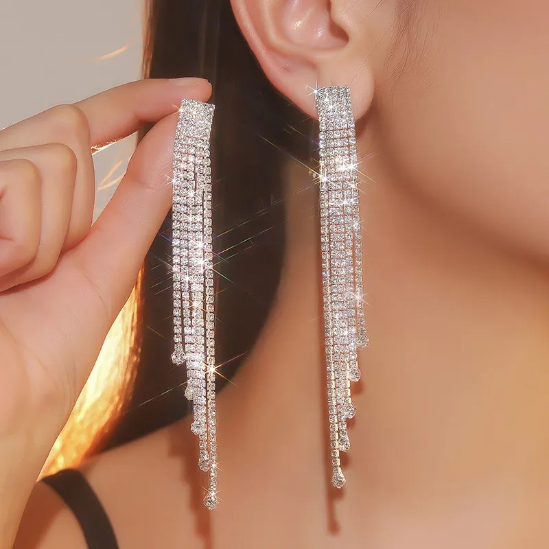 Women rhinestone dangle earrings: Tassel earring Wholesale Accessory